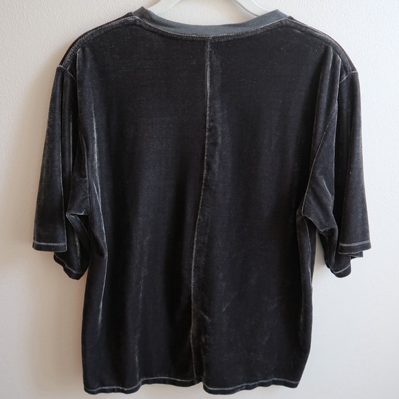 Olivaceous Women’s Velvet Pocket T-Shirt - Picture 2 of 3